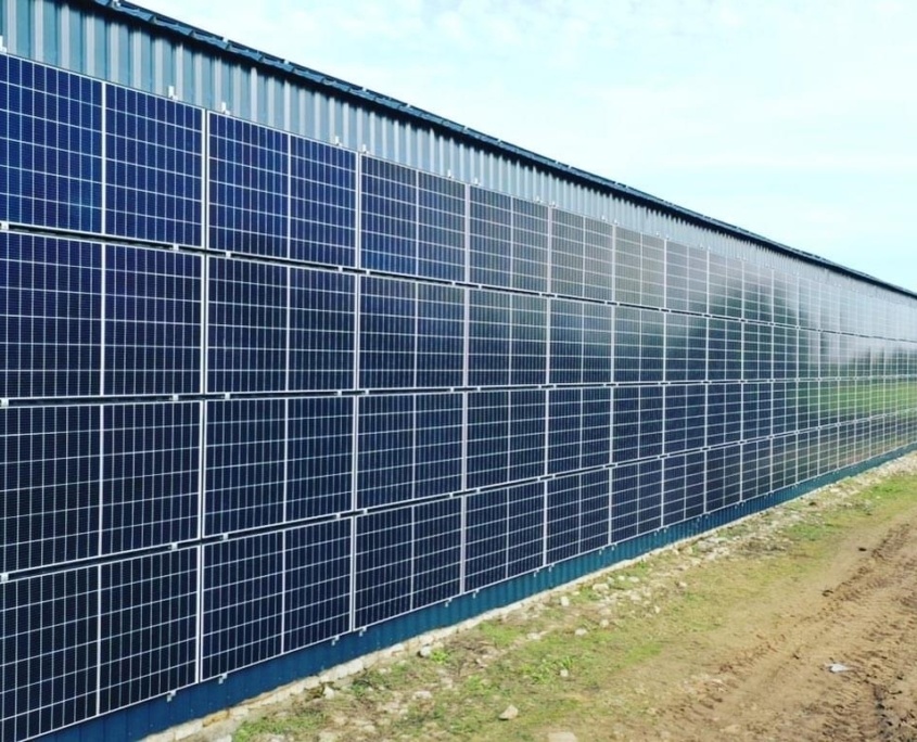 Les murs anti bruit le photovoltaïque à lassaut des autoroutes