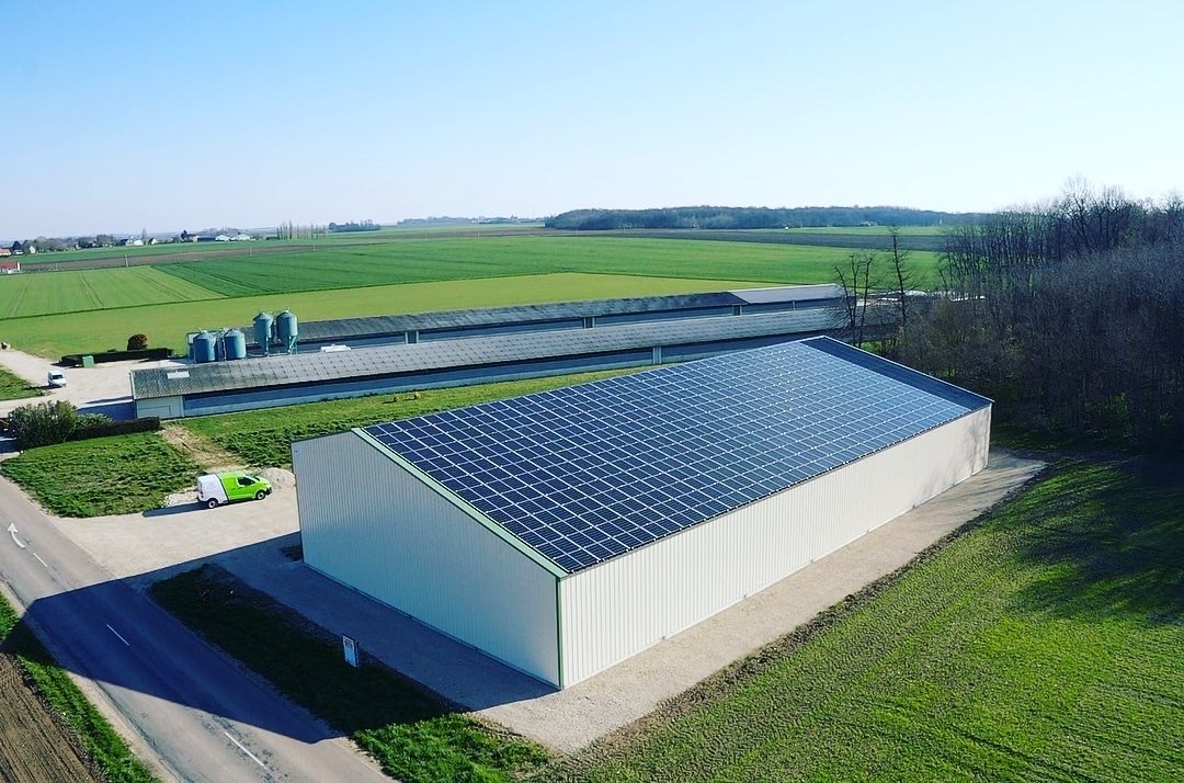 Construction hangar agricole photovoltaïque